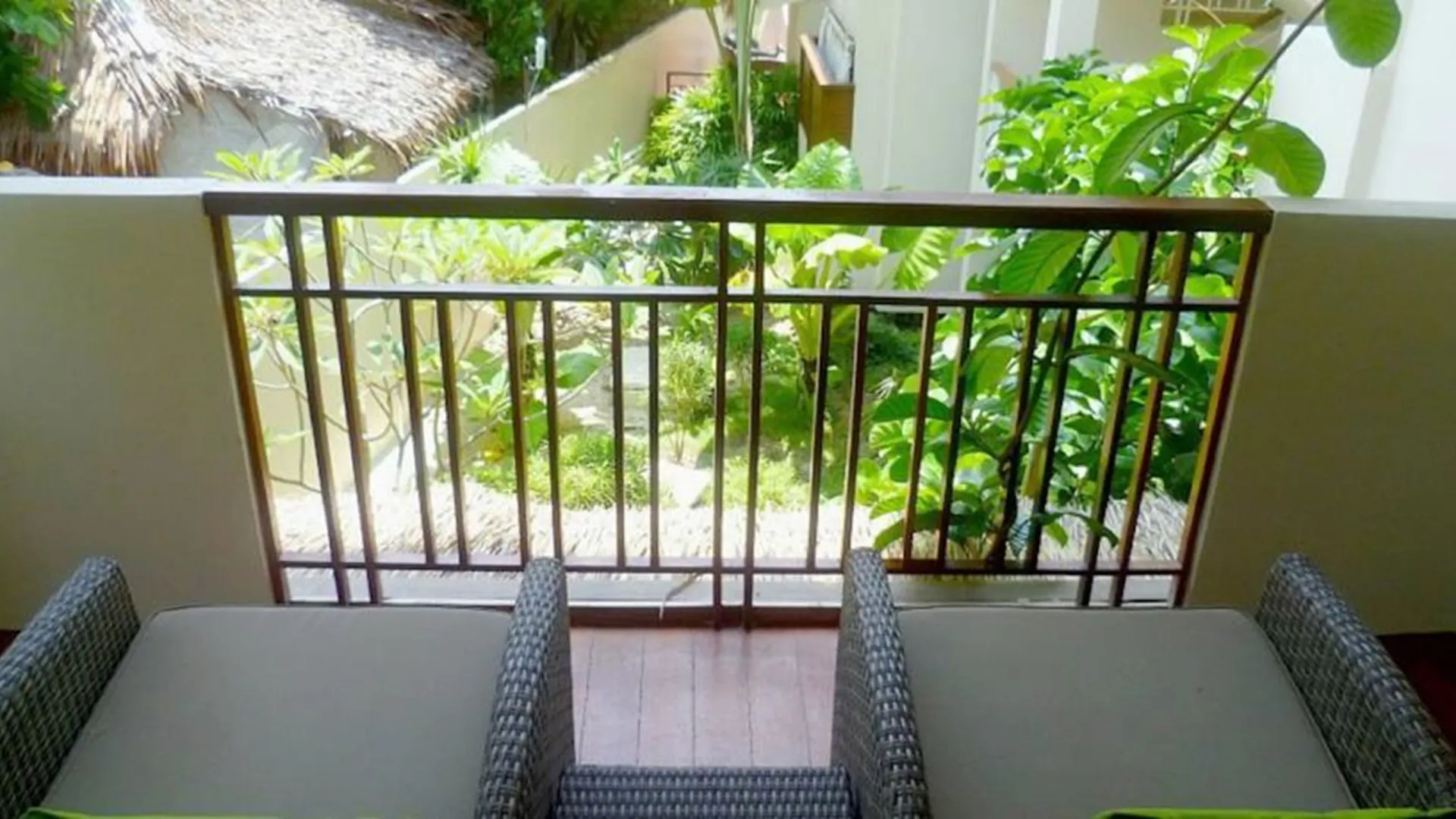 Hotel Mama Beach Residence Phi Phi Don