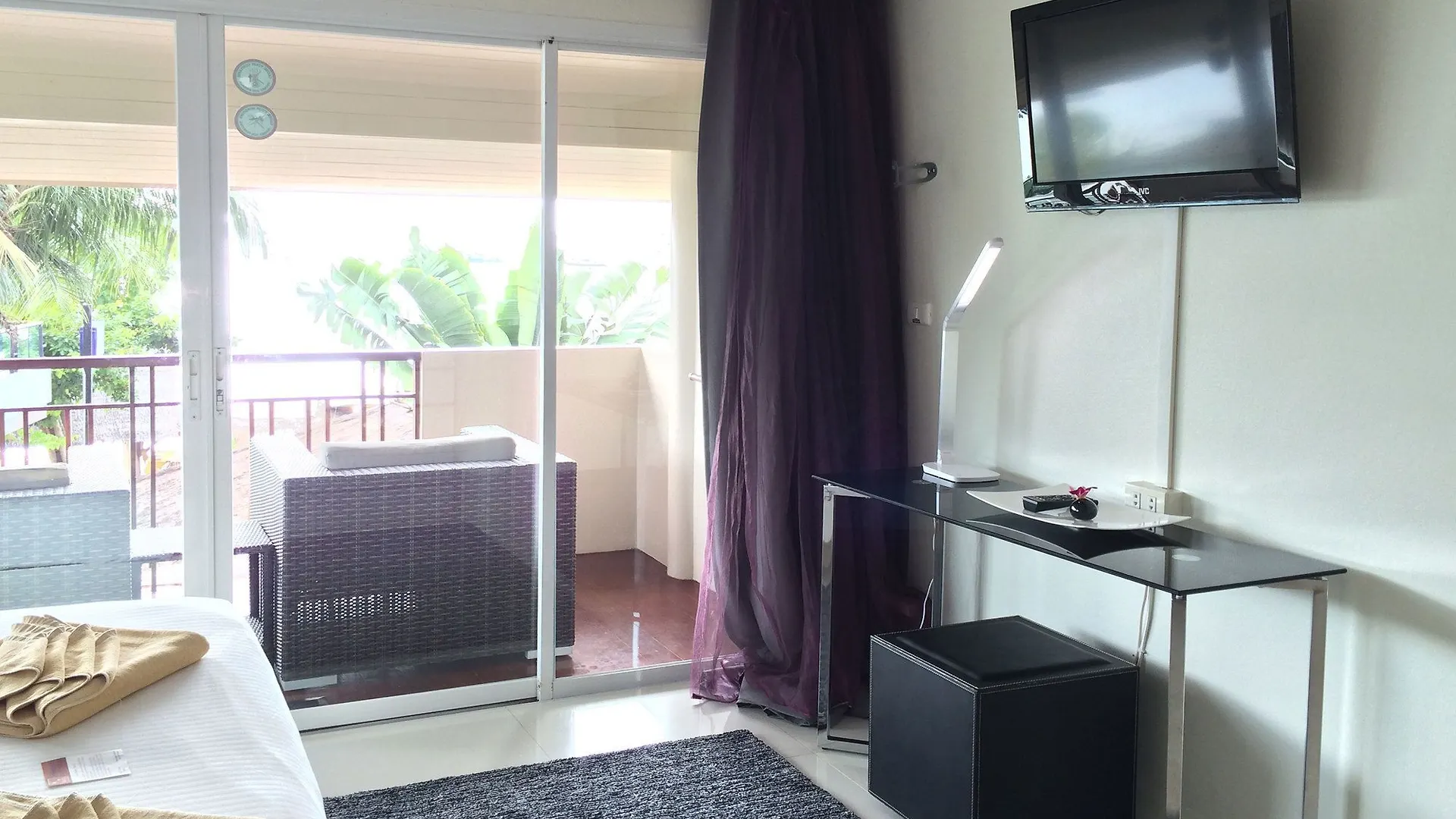 Mama Beach Residence Phi Phi Don 3*,